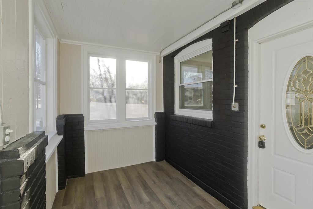 566 Broadway Street Chicopee, MA 01020 - Photo 35 of 40