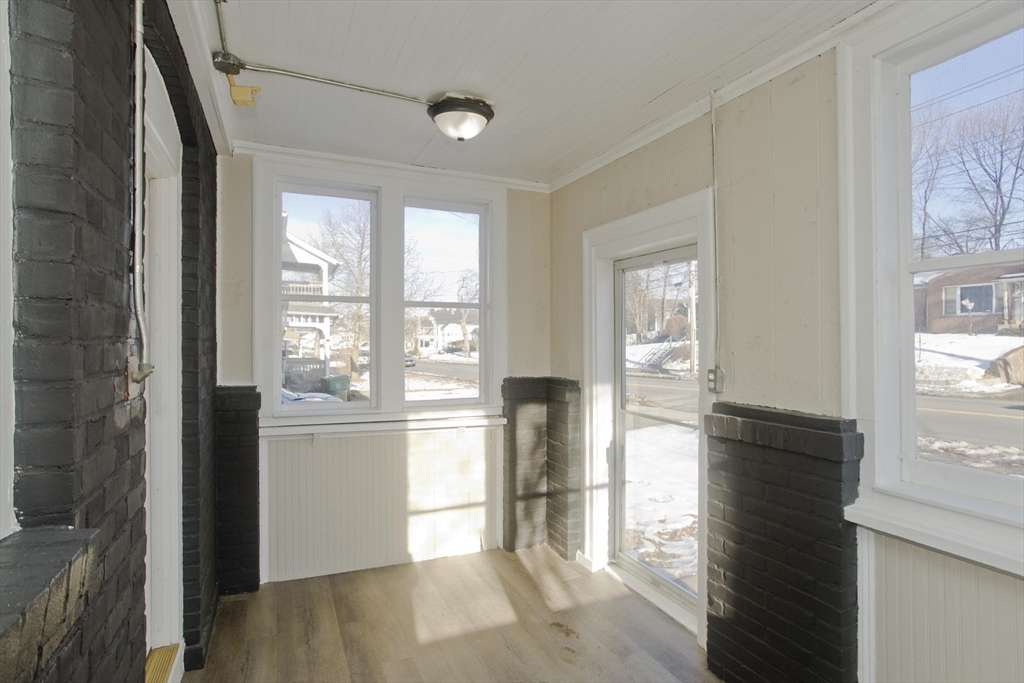 566 Broadway Street Chicopee, MA 01020 - Photo 36 of 40