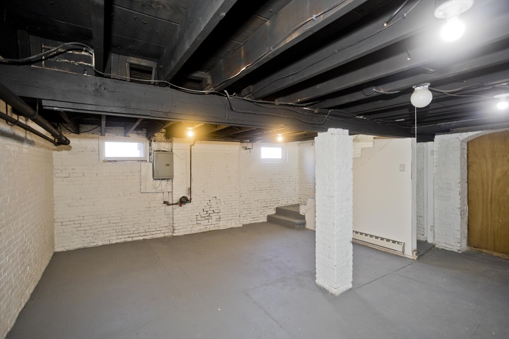 566 Broadway Street Chicopee, MA 01020 - Photo 40 of 40