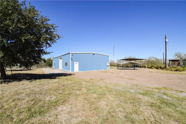 $499,999 | 23250 County Road 1038, Mathis, TX 78368