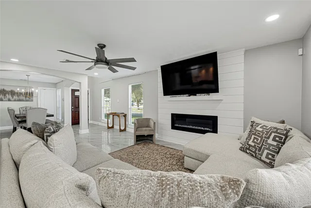 $305,700 | 13603 Rural Oak Street, Houston, TX 77034