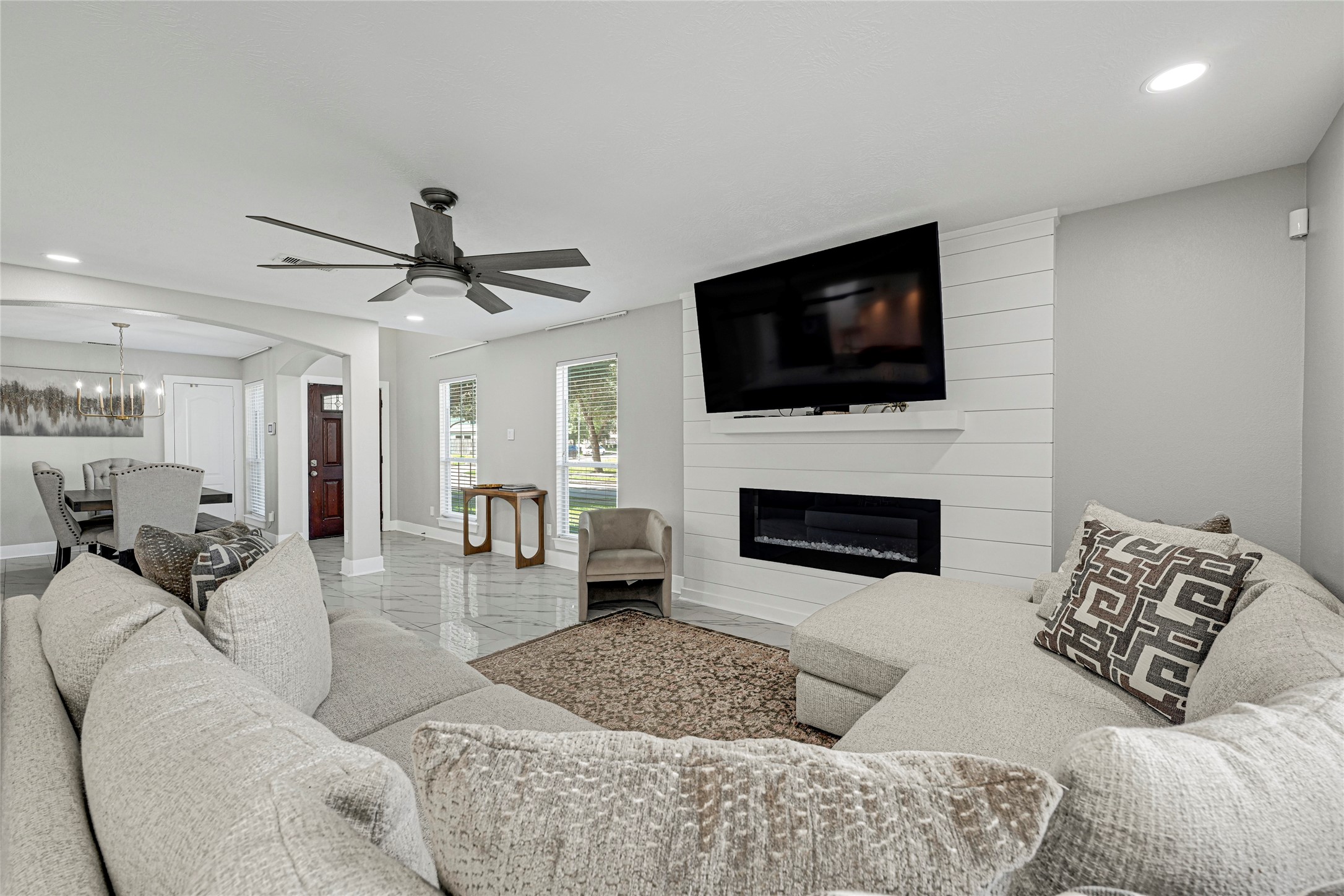 13603 Rural Oak Street Houston, TX 77034 - Photo 10 of 26