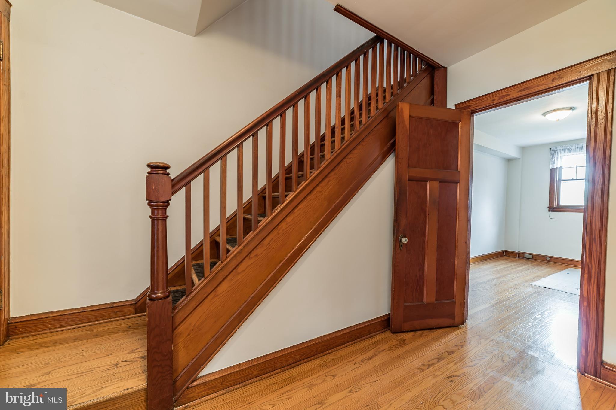 3416 Juneway Baltimore, MD 21213 - Photo 3 of 22 Gallery Image 3