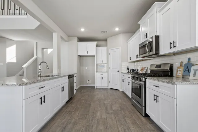 $469,000 | 301 Greenway Drive, Georgetown, TX 78628