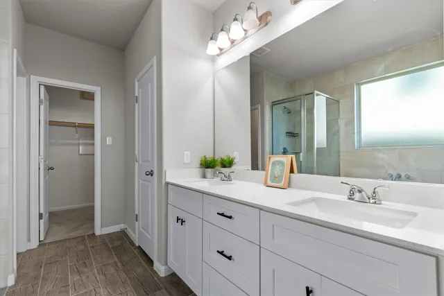 $469,000 | 301 Greenway Drive, Georgetown, TX 78628