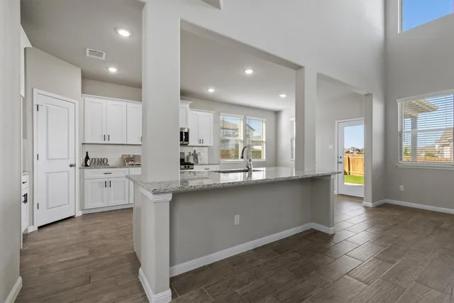 $469,000 | 301 Greenway Drive, Georgetown, TX 78628