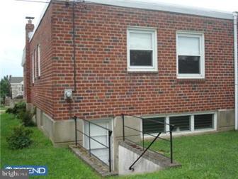 773 Claire Road Philadelphia, PA 19128 - Photo 4 of 7 Gallery Image 4