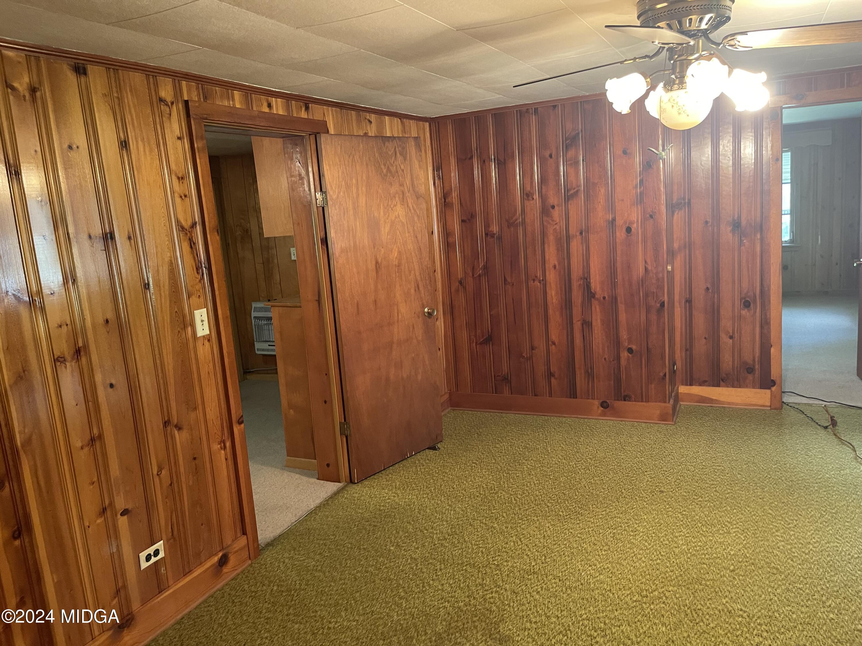 3721 South Walden Road Macon, GA 31216 - Photo 17 of 36 Dining room