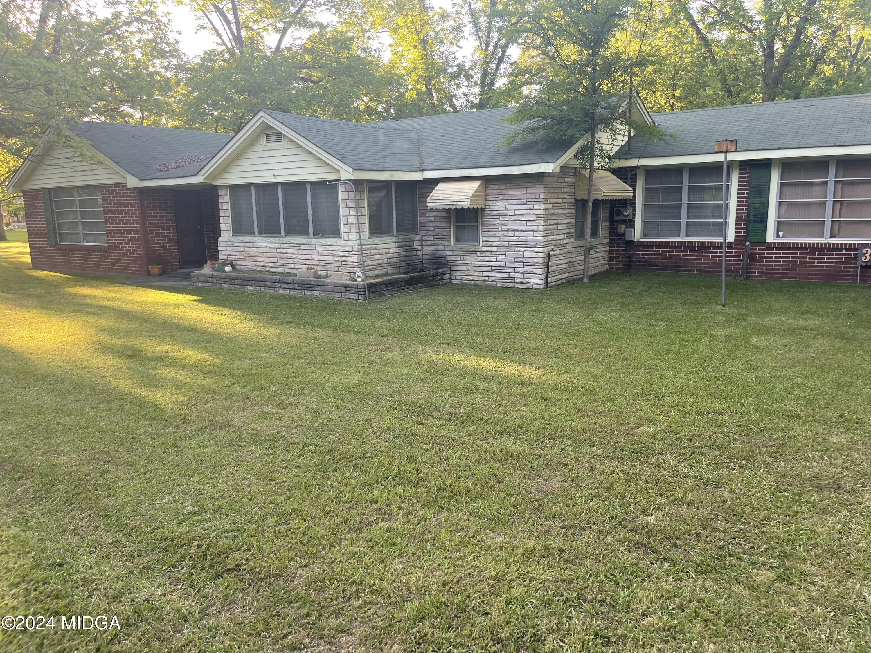 3721 South Walden Road Macon, GA 31216 - Photo 5 of 36 Front 2