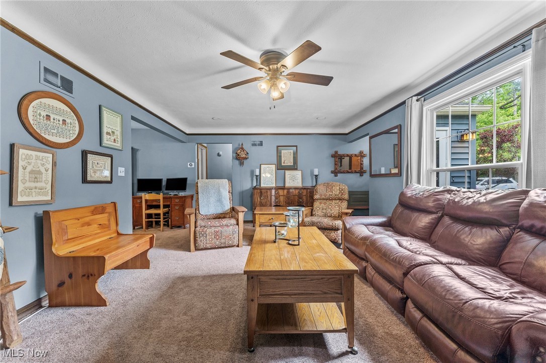 21555 Mastick Road Cleveland, OH 44126 - Photo 5 of 33