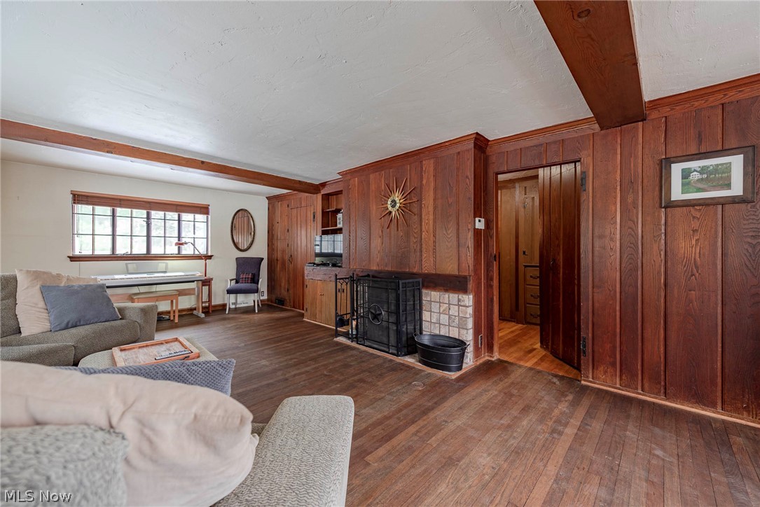4230 Lander Road Chagrin Falls, OH 44022 - Photo 6 of 29 Gallery Image 6
