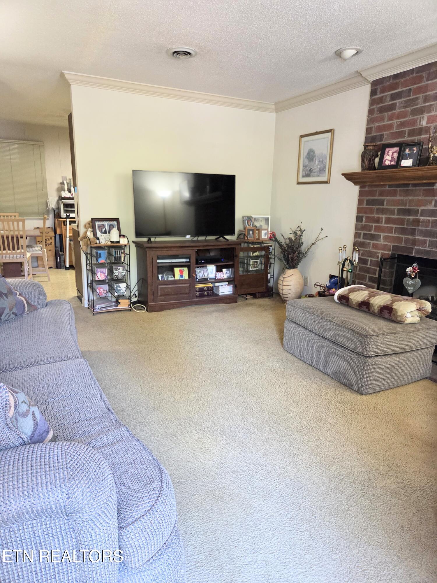 125 Arcadia Lane, Unit D Oak Ridge, TN 37830 - Photo 3 of 18 8059