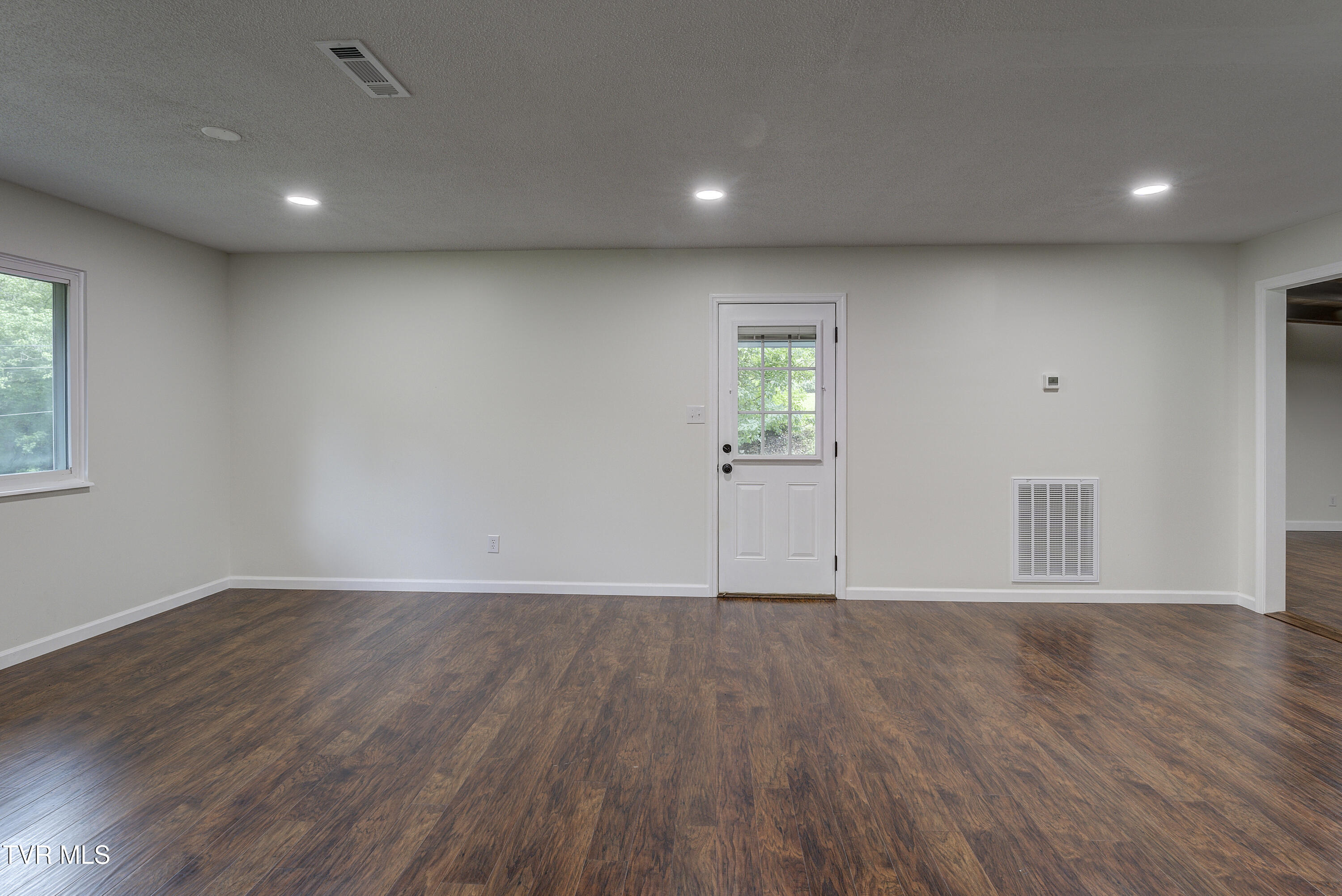 119 Cleveland Road Gray, TN 37615 - Photo 15 of 38 Cleveland-11