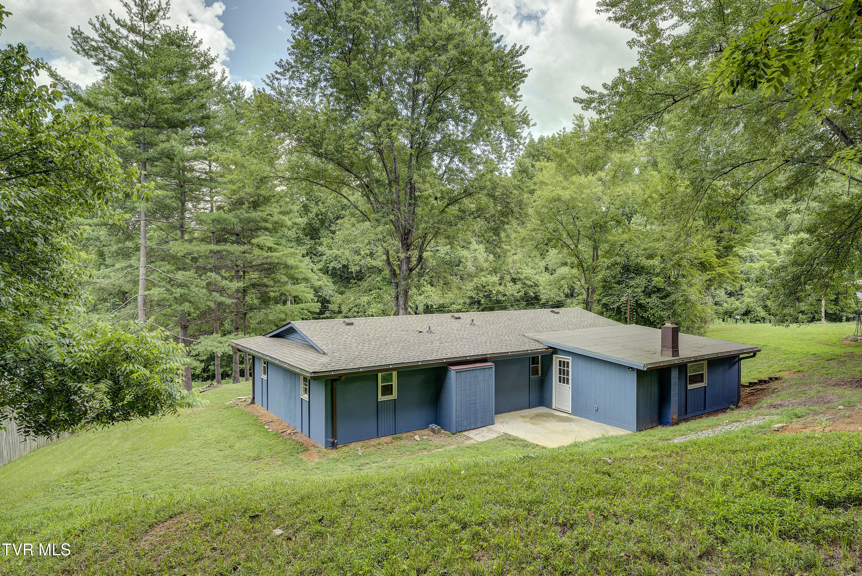 119 Cleveland Road Gray, TN 37615 - Photo 30 of 38 Cleveland-29