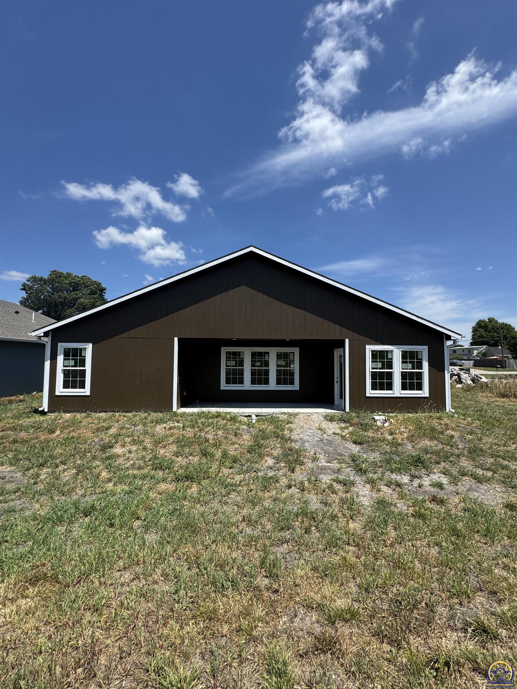 1027 Riley Avenue Emporia, KS 66801 - Photo 2 of 16