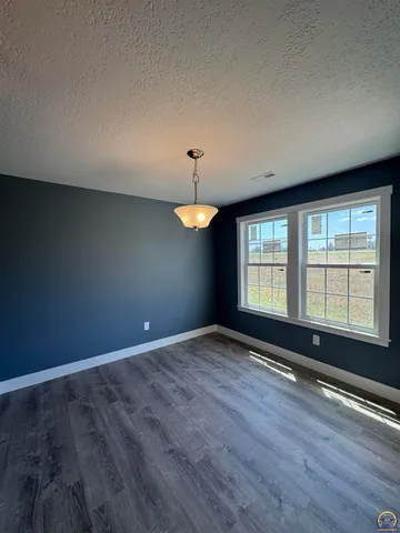 $260,000 | 1027 Riley Avenue, Emporia, KS 66801