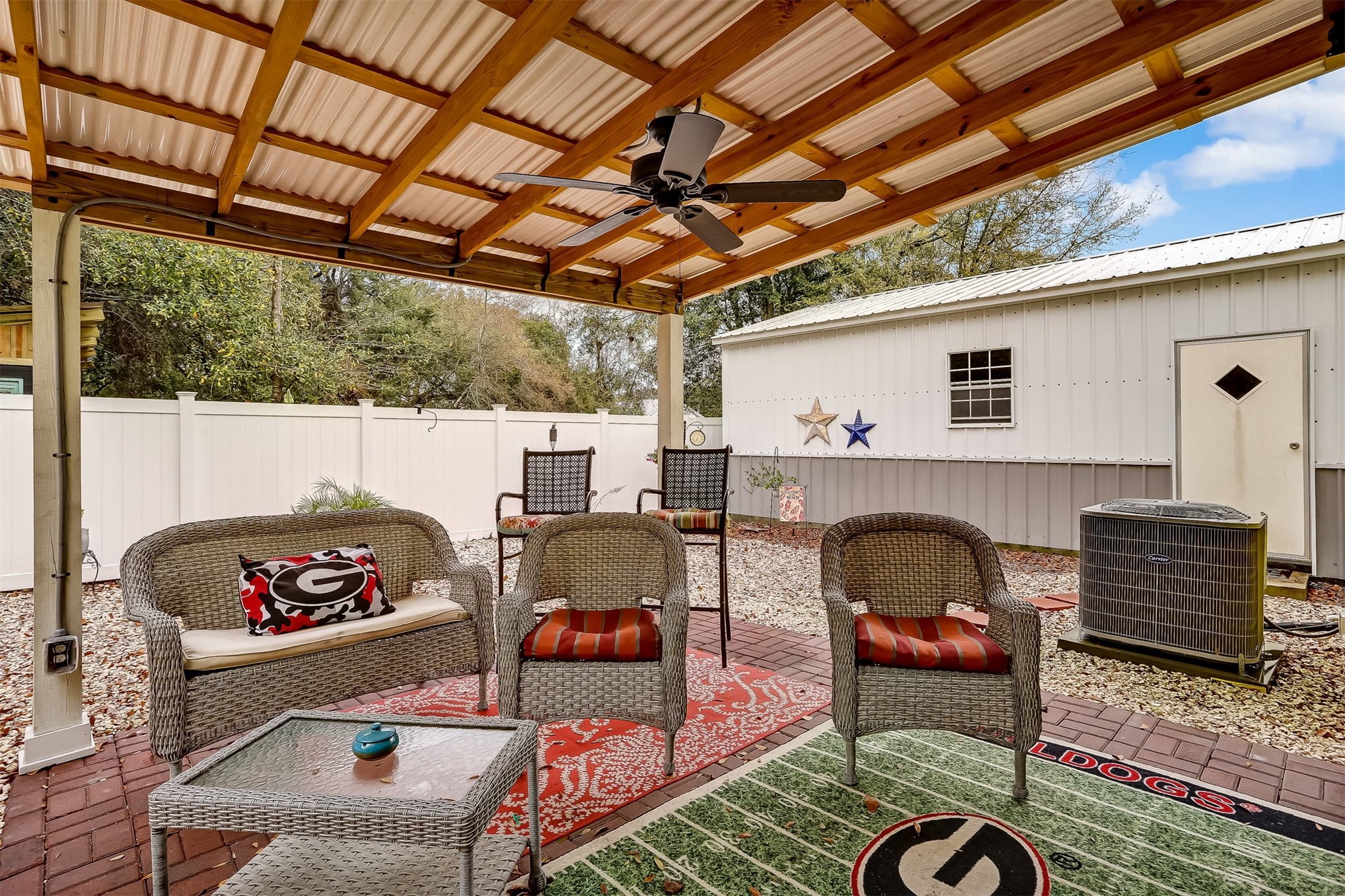 1421 Hickory Street Fernandina Beach, FL 32034 - Photo 20 of 22 a outdoor living space with furniture and a couch