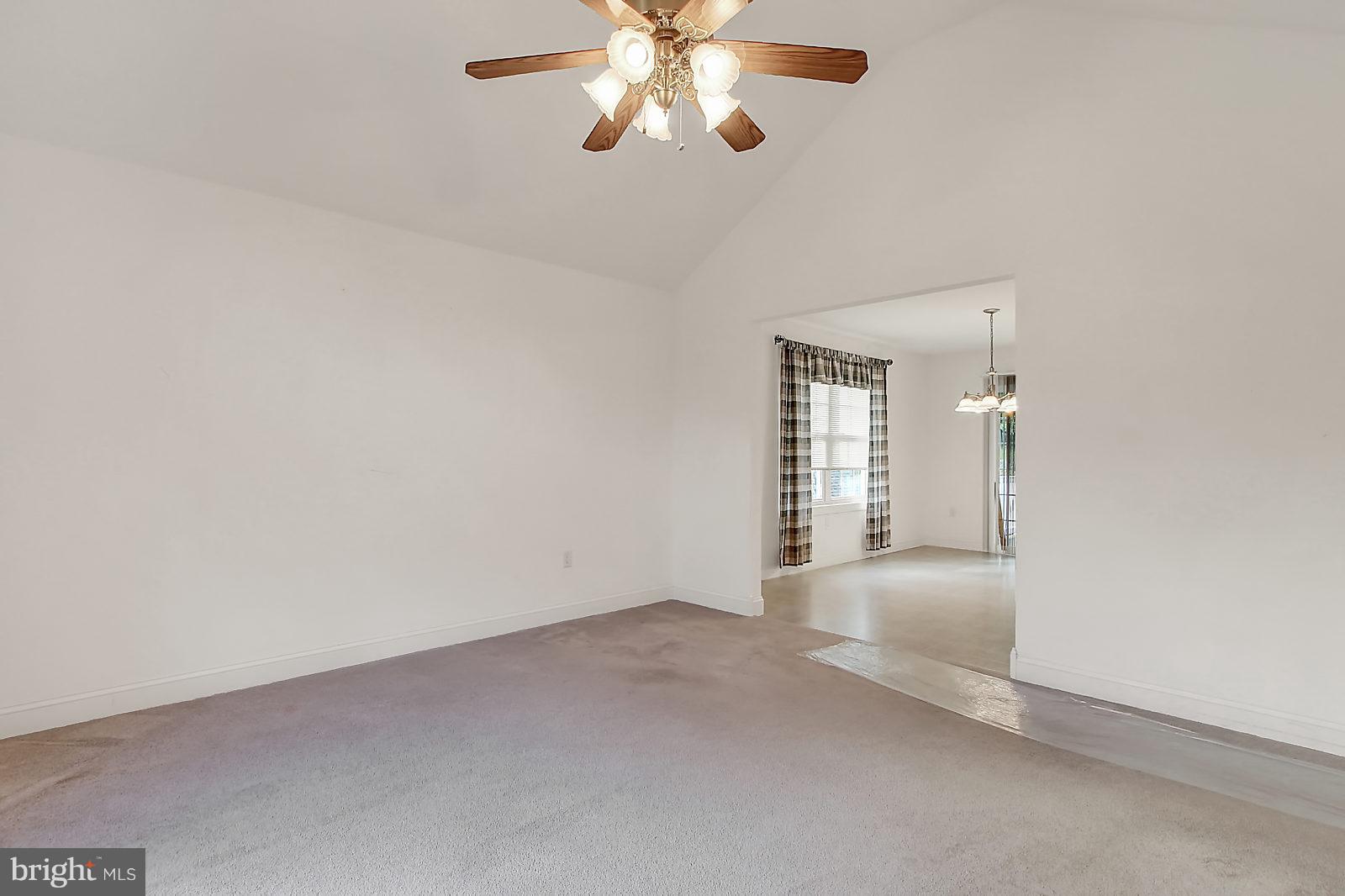 80 Packing House Road Hanover, PA 17331 - Photo 4 of 48