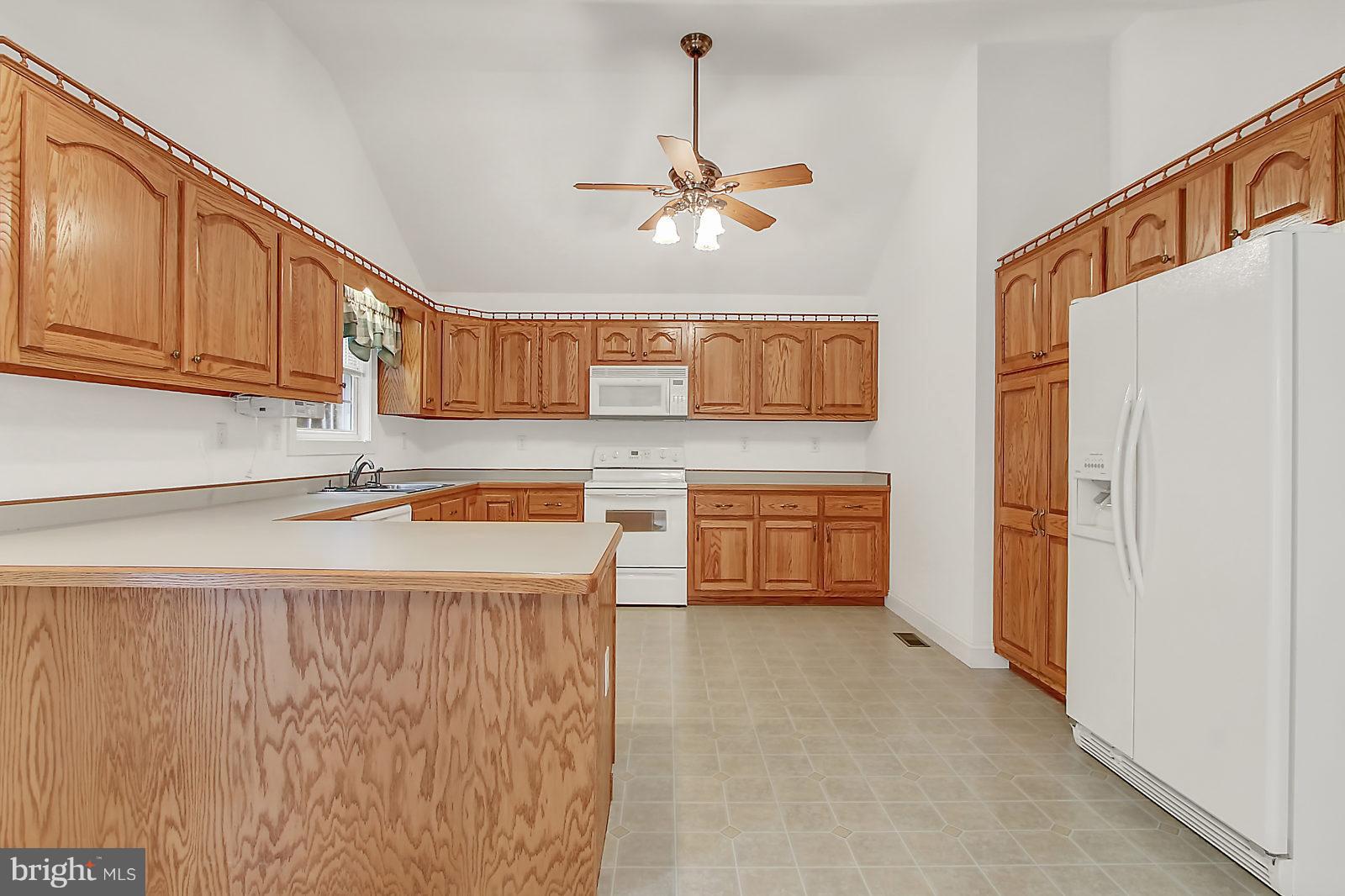 80 Packing House Road Hanover, PA 17331 - Photo 7 of 48