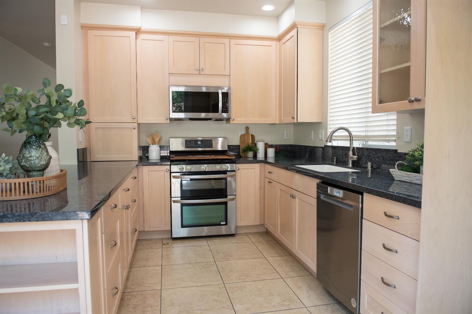 11537 Marissa Way Rancho Cordova, CA 95670 - Photo 22 of 67