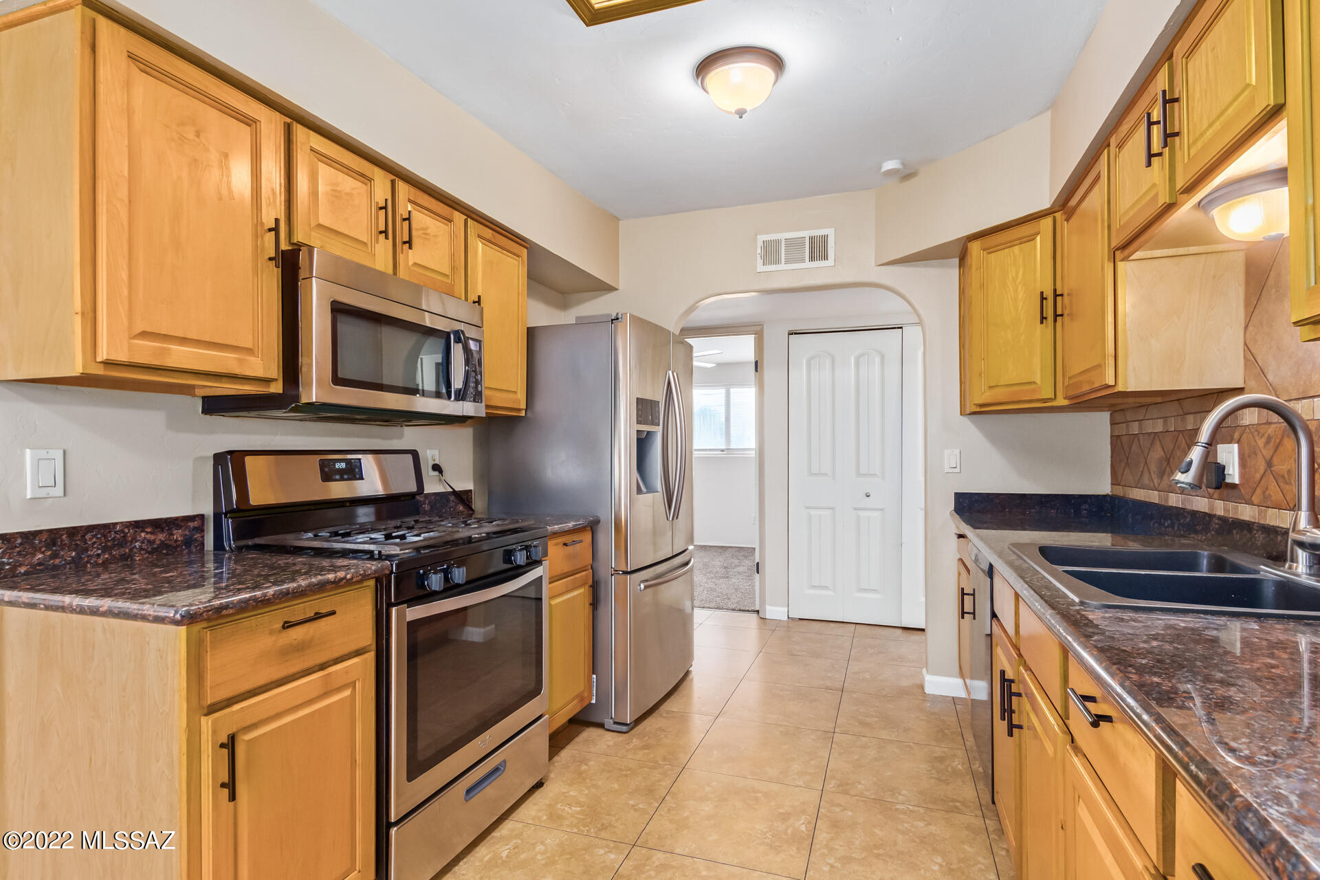 2915 South Kolb Road Tucson, AZ 85730 - Photo 10 of 27 Gallery Image 10