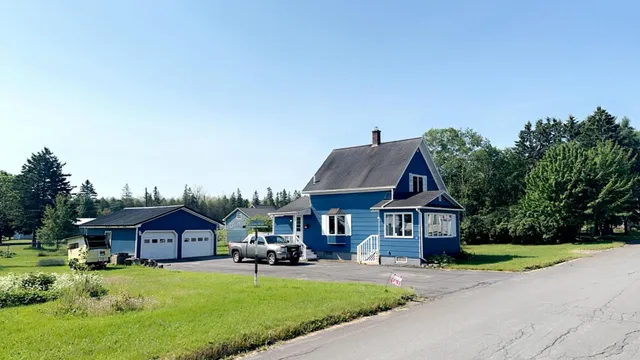 $107,500 | 125 Wilson Street, Van Buren, ME 04785