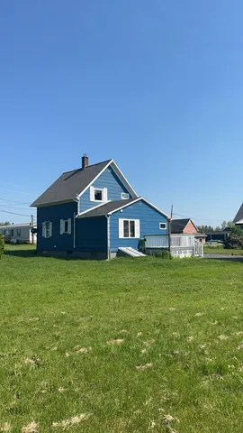 $107,500 | 125 Wilson Street, Van Buren, ME 04785