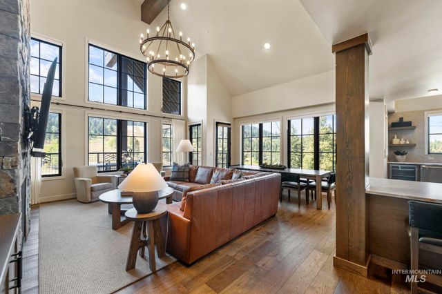 $3,200,000 | 700 Village Drive, Unit 403, Donnelly, ID 83615