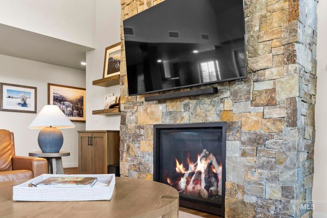 $3,200,000 | 700 Village Drive, Unit 403, Donnelly, ID 83615