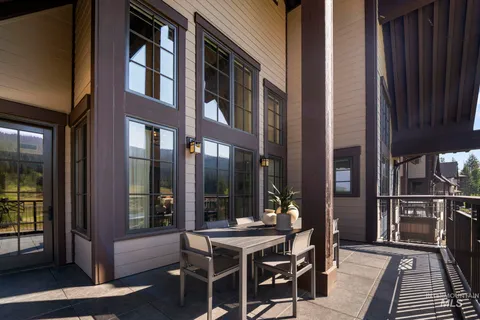 $3,200,000 | 700 Village Drive, Unit 403, Donnelly, ID 83615