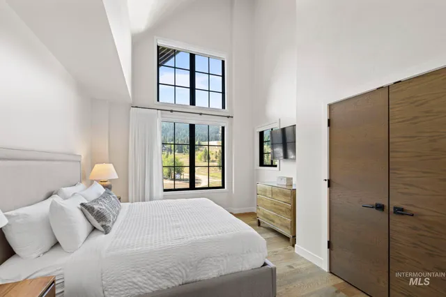 $3,200,000 | 700 Village Drive, Unit 403, Donnelly, ID 83615