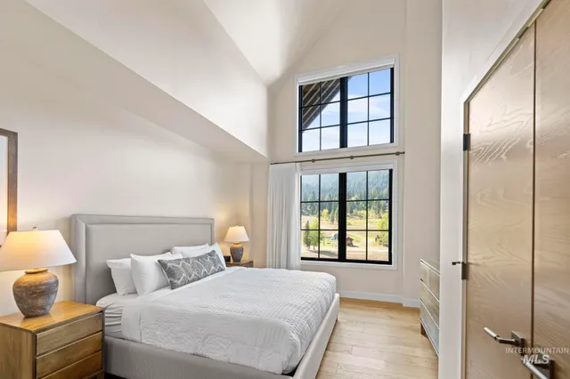 $3,200,000 | 700 Village Drive, Unit 403, Donnelly, ID 83615