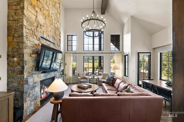 $3,200,000 | 700 Village Drive, Unit 403, Donnelly, ID 83615