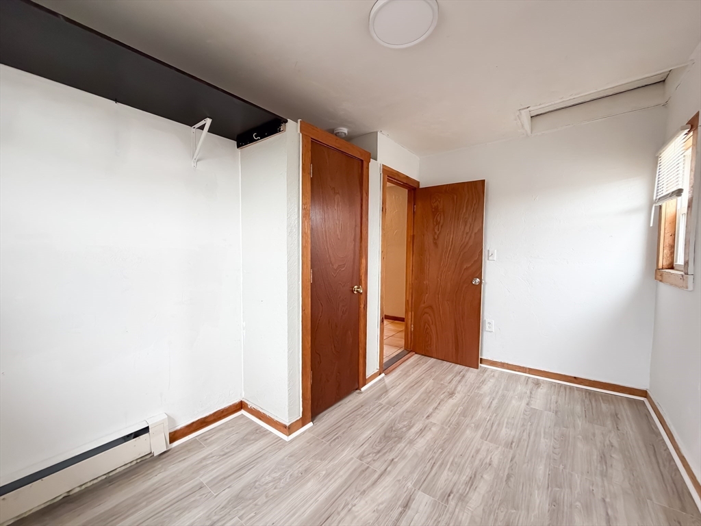 127 Austin Street Worcester, MA 01609 - Photo 10 of 20