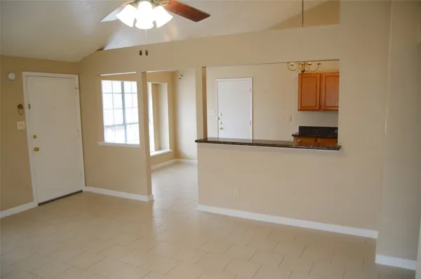 $1,395 | 17506 Bullis Gap Drive, Hockley, TX 77447