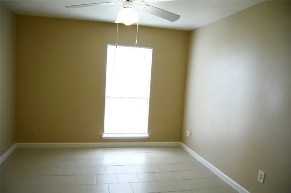 $1,395 | 17506 Bullis Gap Drive, Hockley, TX 77447