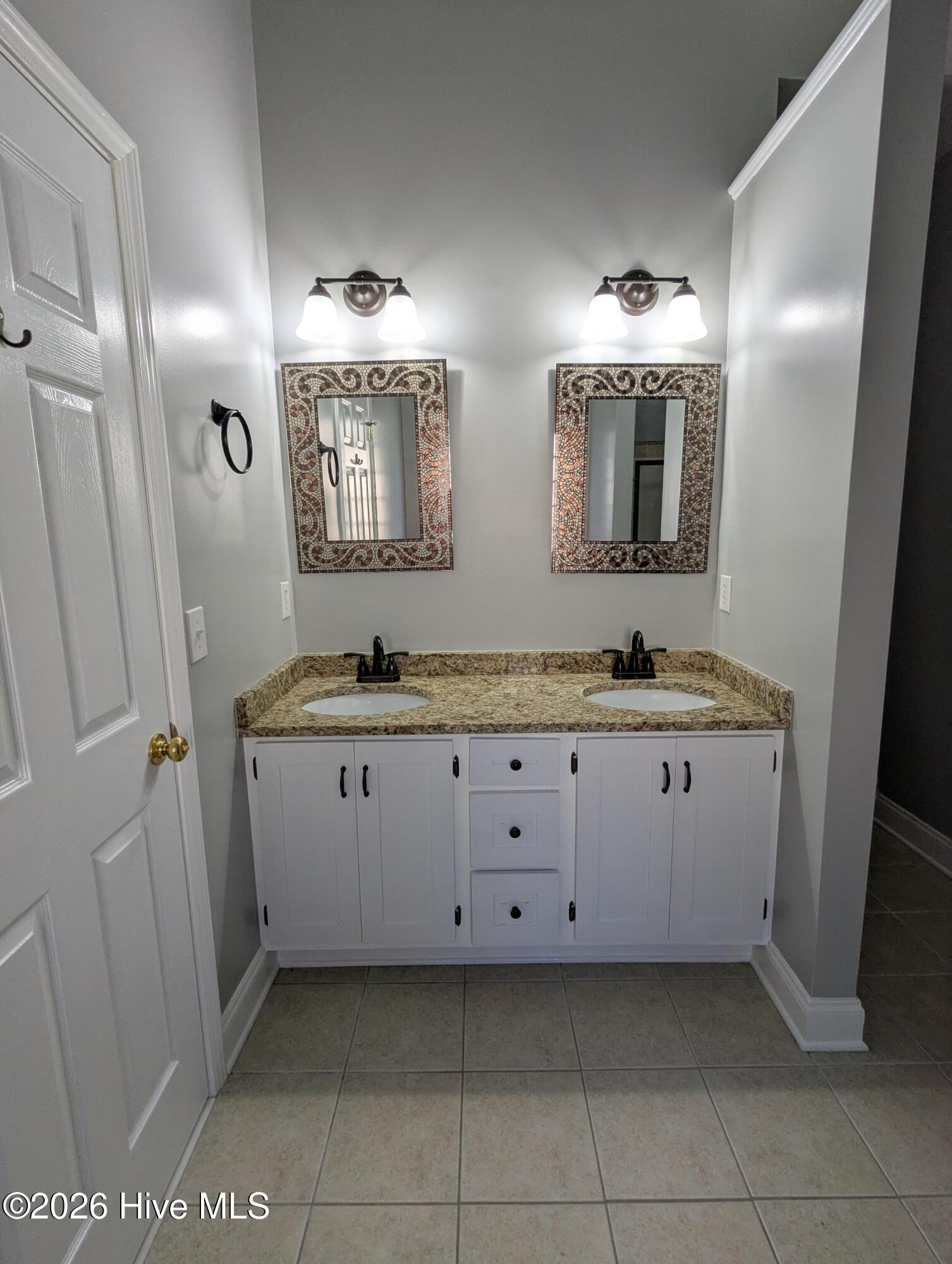 39 Shandy Way Hampstead, NC 28443 - Photo 8 of 34 Gallery Image 8