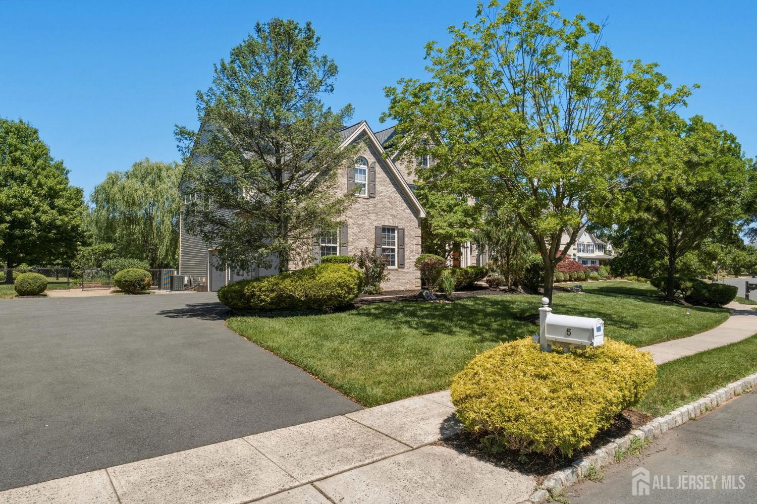 5 Rue Cezanne Somerset, NJ 08873 - Photo 2 of 50