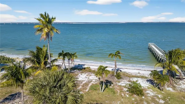 $10,000,000 | 1245 Buttonwood Lane, Sanibel, FL 33957