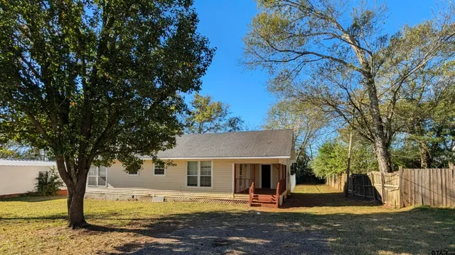 $1,400 | 306 Inwood Drive, Bullard, TX 75757