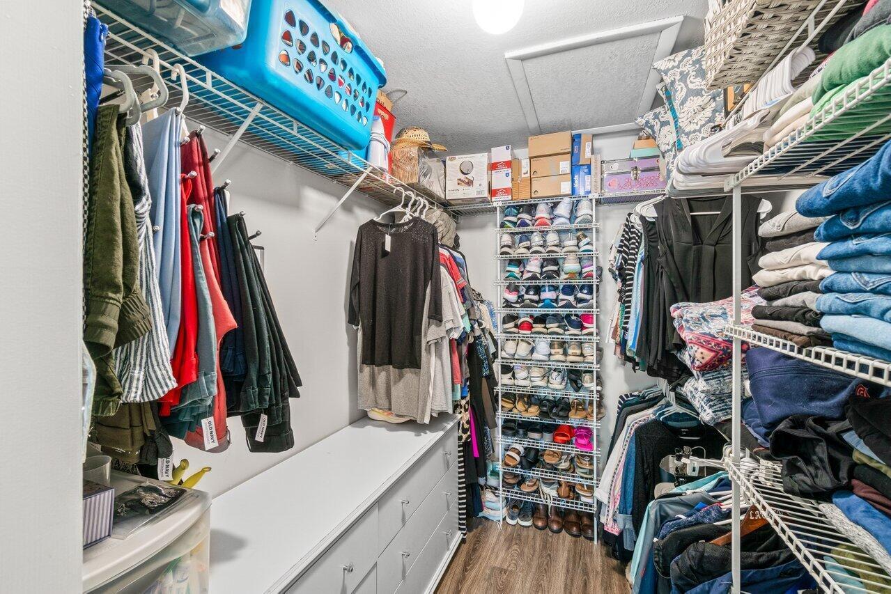 22148 Palms Way, Unit 203 Boca Raton, FL 33433 - Photo 14 of 29 Primary Closet
