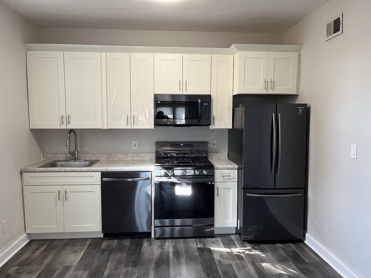 3242 North Pulaski Road, Unit 1 Chicago, IL 60641 - Photo 2 of 21