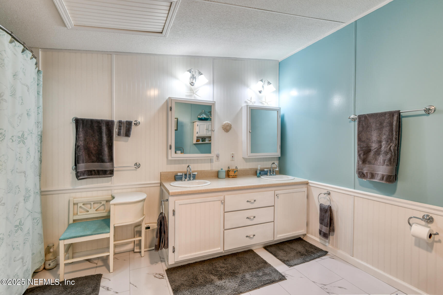 203 Horse Landing Road Satsuma, FL 32189 - Photo 21 of 39 primary bath