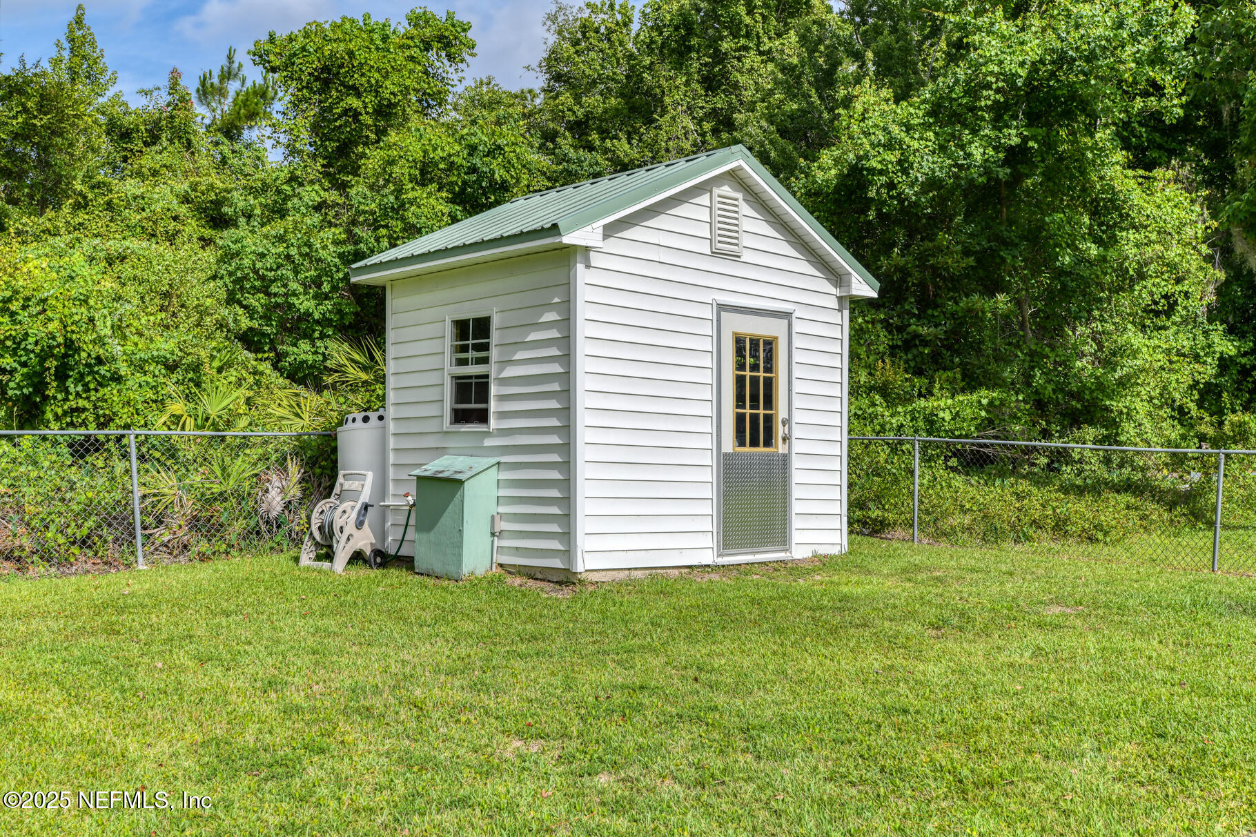 203 Horse Landing Road Satsuma, FL 32189 - Photo 39 of 39 pump shed