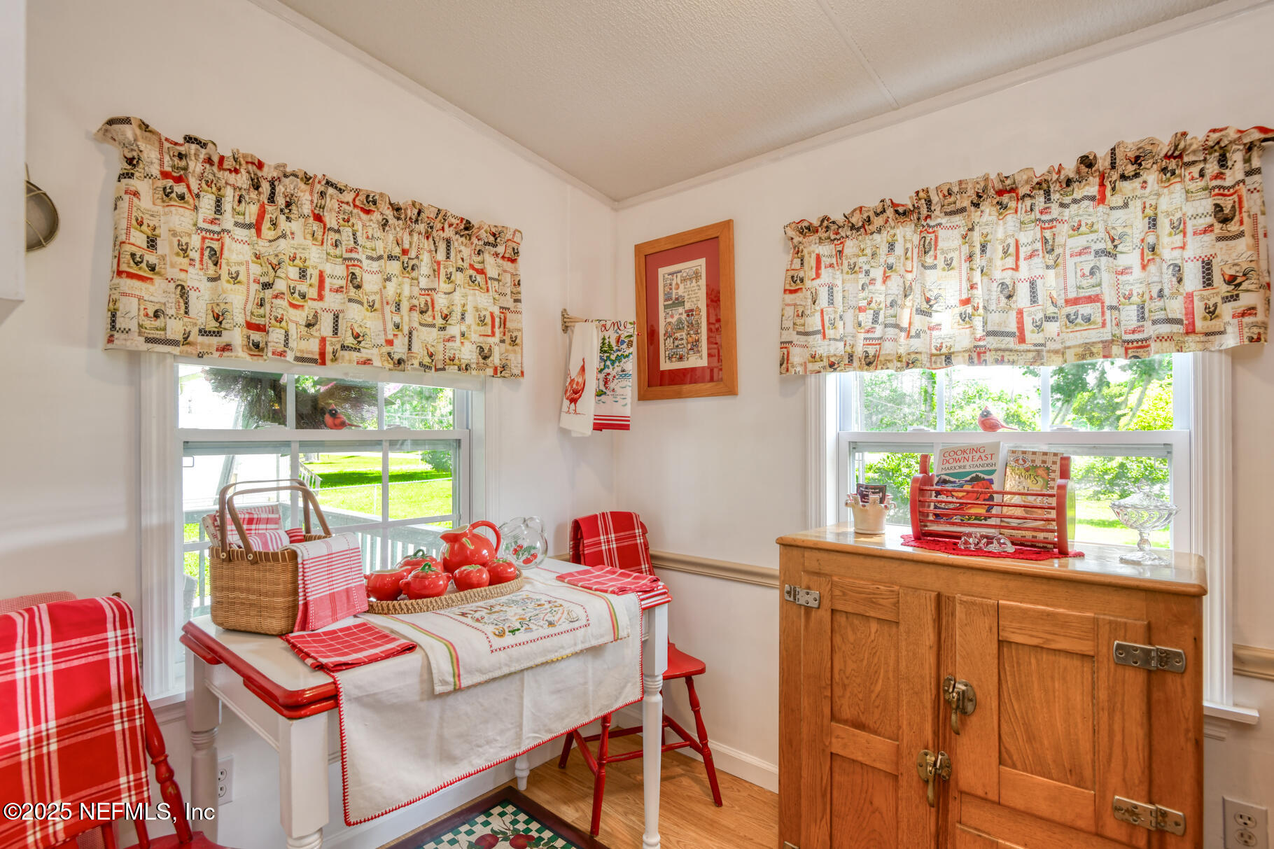 203 Horse Landing Road Satsuma, FL 32189 - Photo 9 of 39 breakfast nook