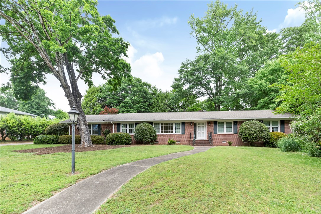 2806 Echo Trail Anderson, SC 29621 - Photo 2 of 36