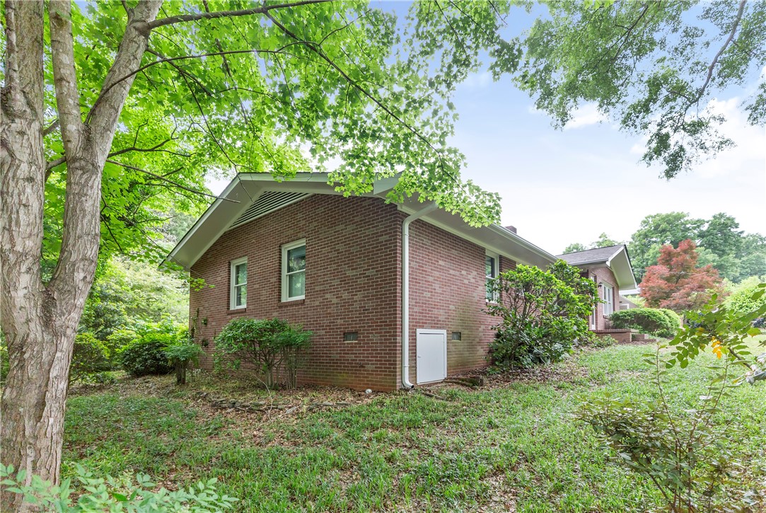2806 Echo Trail Anderson, SC 29621 - Photo 31 of 36