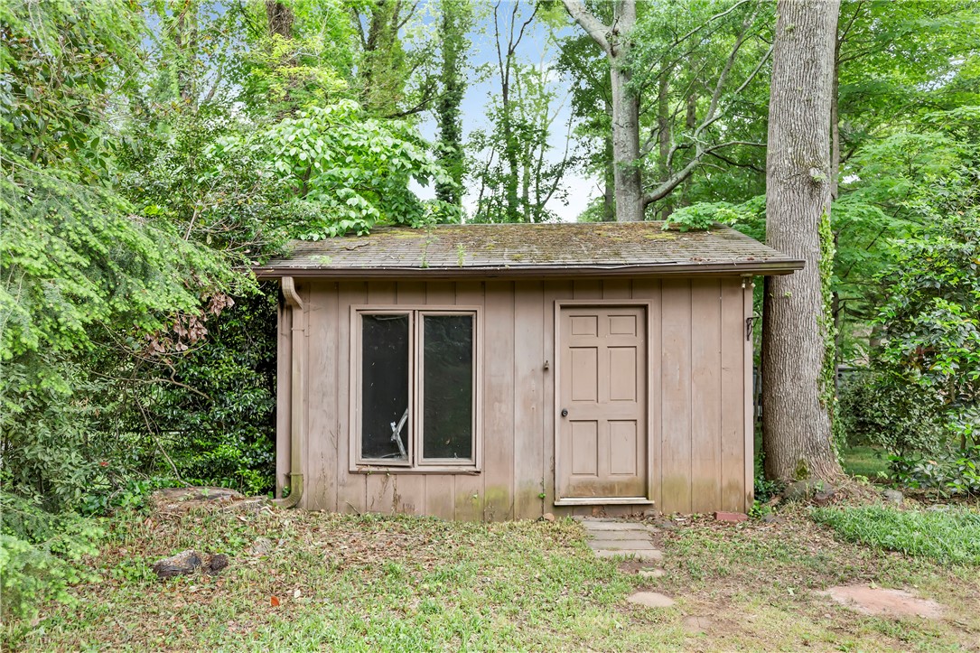 2806 Echo Trail Anderson, SC 29621 - Photo 32 of 36