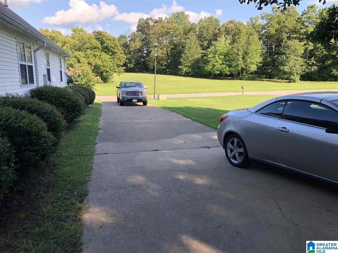 213 Brookshire Road Cropwell, AL 35054 - Photo 5 of 37