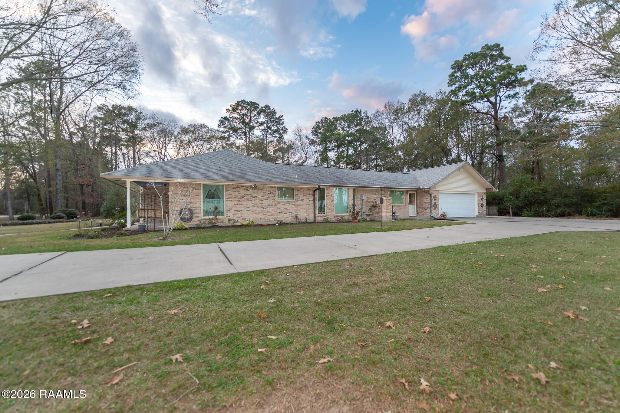 324 Rue Normandie Eunice, LA 70535 - Photo 3 of 33 BHP_2915
